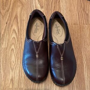 Clarks Women's Dark Brown Leather Clogs